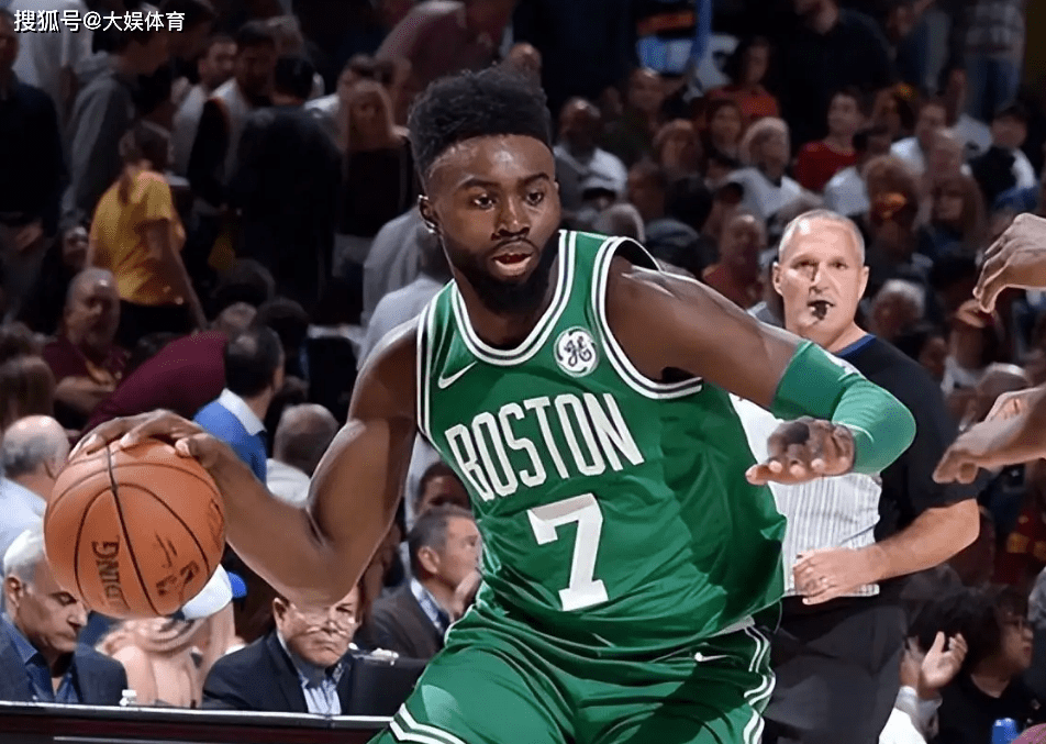 科维托娃重要时刻锐不可当，独行侠带队取胜！比赛高潮迭起的简单介绍-九游体育官网