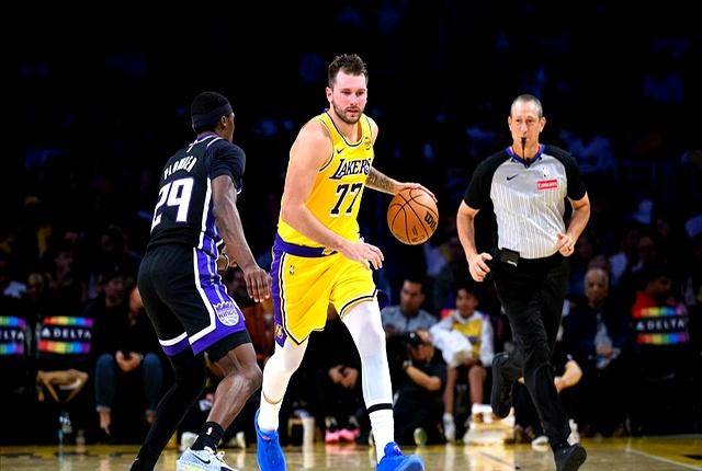 转折点！洛杉矶湖人队长鼓劲，NBA常规赛今夜攻防权衡，话题不断，球探报告显示潜力的简单介绍